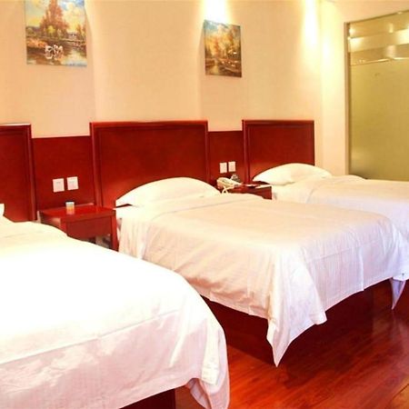 Greentree Inn Linyi Feixian Jianshe Road Express Hotel Ngoại thất bức ảnh