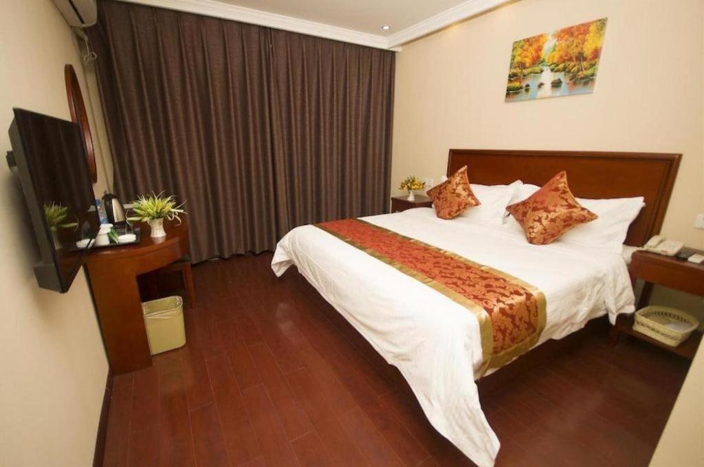 Greentree Inn Linyi Feixian Jianshe Road Express Hotel Ngoại thất bức ảnh