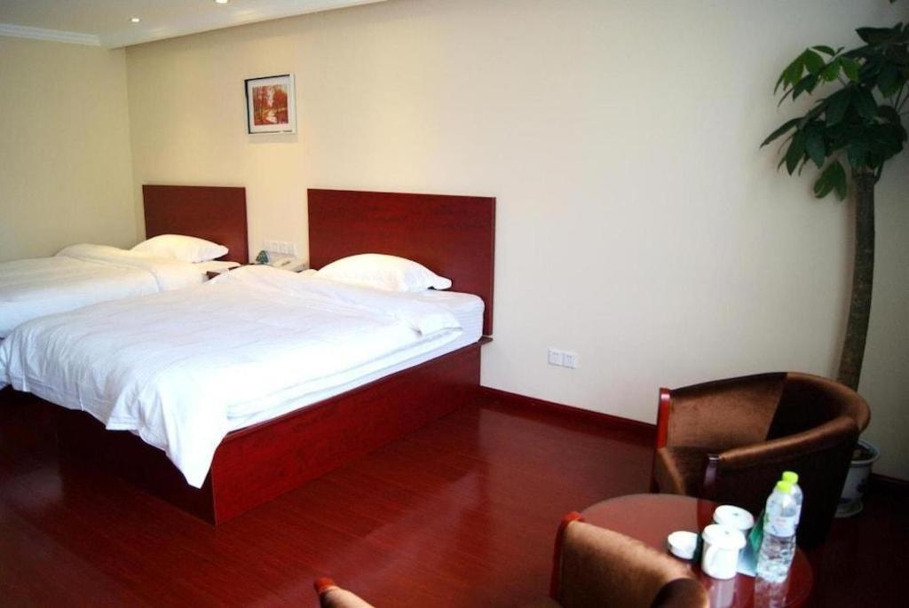 Greentree Inn Linyi Feixian Jianshe Road Express Hotel Ngoại thất bức ảnh