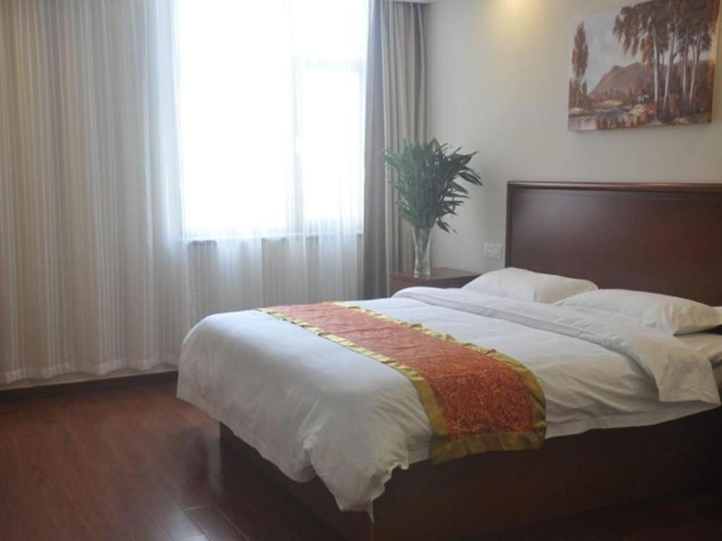 Greentree Inn Linyi Feixian Jianshe Road Express Hotel Ngoại thất bức ảnh