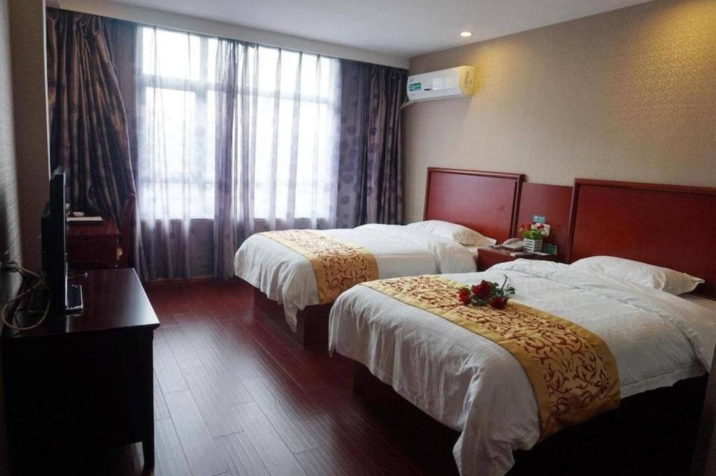 Greentree Inn Linyi Feixian Jianshe Road Express Hotel Ngoại thất bức ảnh