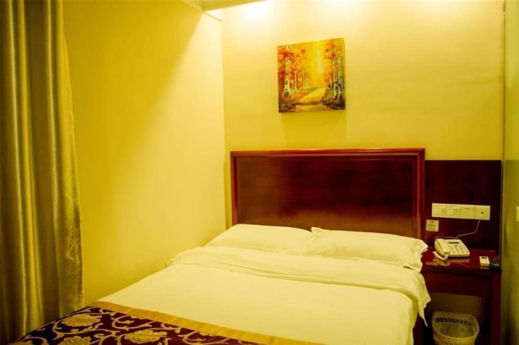 Greentree Inn Linyi Feixian Jianshe Road Express Hotel Ngoại thất bức ảnh