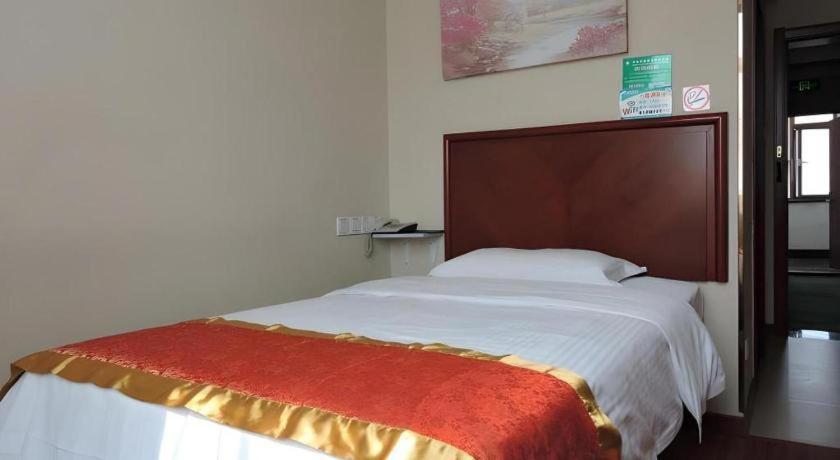 Greentree Inn Linyi Feixian Jianshe Road Express Hotel Ngoại thất bức ảnh