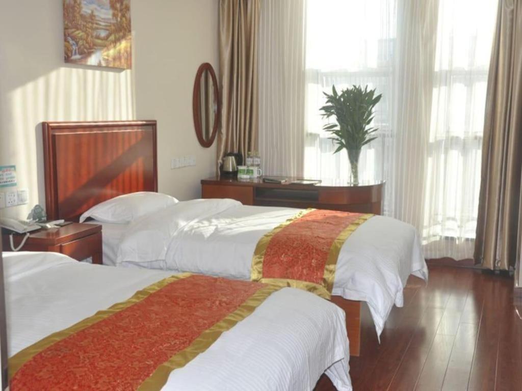 Greentree Inn Linyi Feixian Jianshe Road Express Hotel Ngoại thất bức ảnh