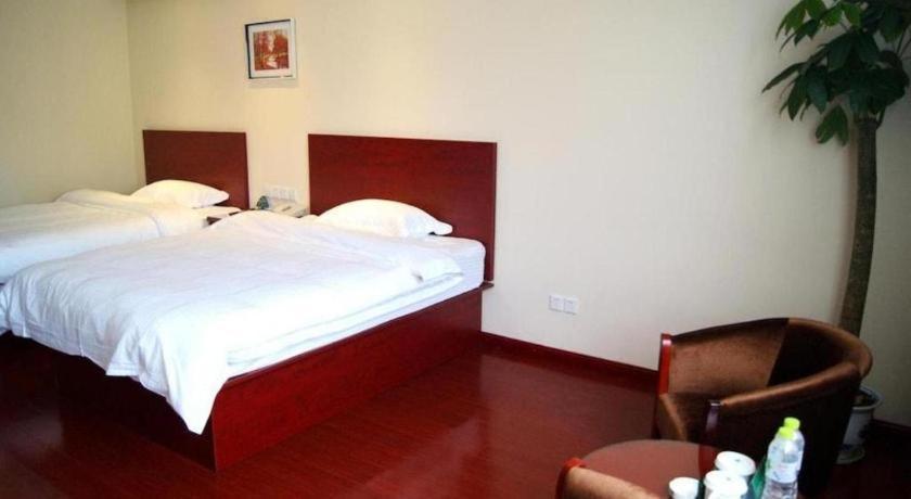 Greentree Inn Linyi Feixian Jianshe Road Express Hotel Ngoại thất bức ảnh